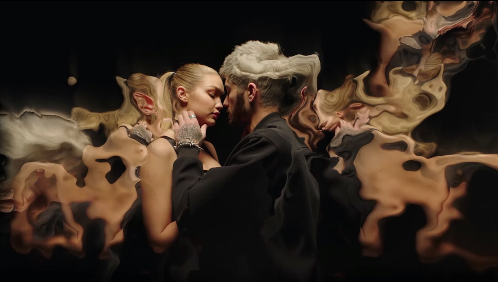 [CLIP] ZAYN PILLOWTALK Azikmut